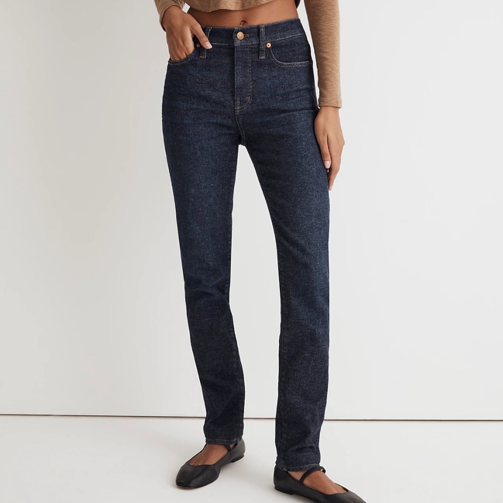 Mid-Rise Stovepipe Jeans in Dalesford Wash